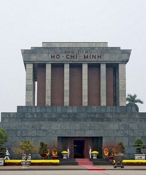 Tour Hà Nội - Ninh Bình - Yên Tử - Chùa Hương 5N4Đ